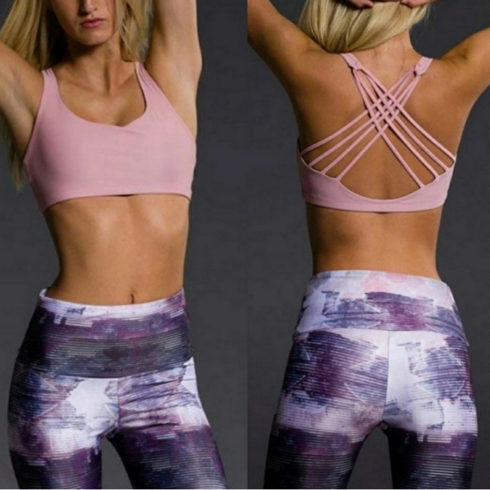 Onzie Flow Strappy Sports Bra